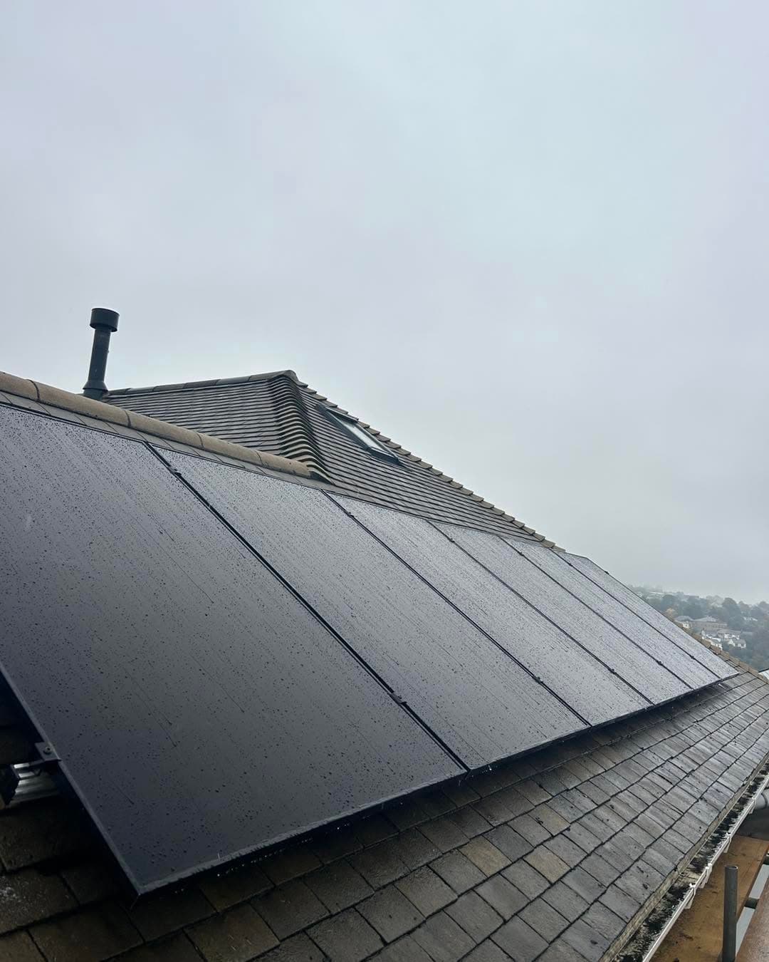 St Austell solar installation, 13x Longi 435W Panels